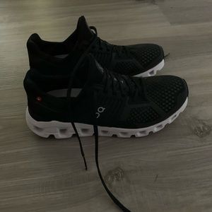 On Cloudswift Sneakers